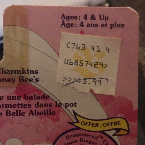 Charmkins - Honey Bee Necklace and Sweet Bea Charm. 1984 In original package. - Picture 6 of 14